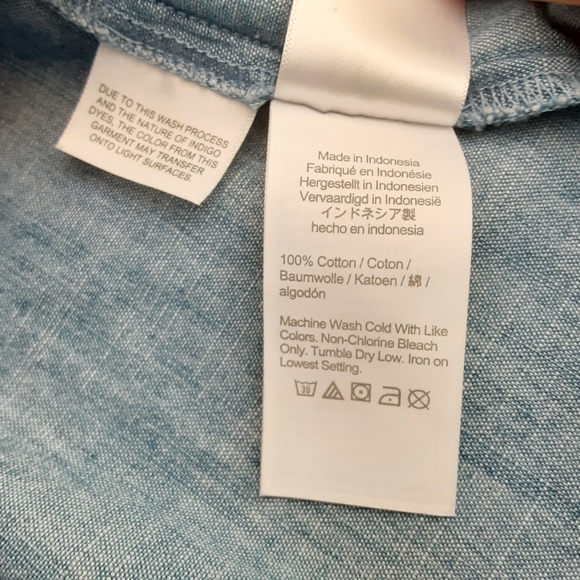 J. Crew tank top light blue chambray blouse faux button front women size medium - Picture 7 of 12